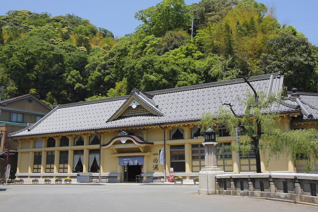 Oyado Hakusan Hotel Hyōgo Buitenkant foto