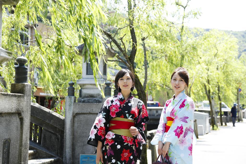 Oyado Hakusan Hotel Hyōgo Buitenkant foto
