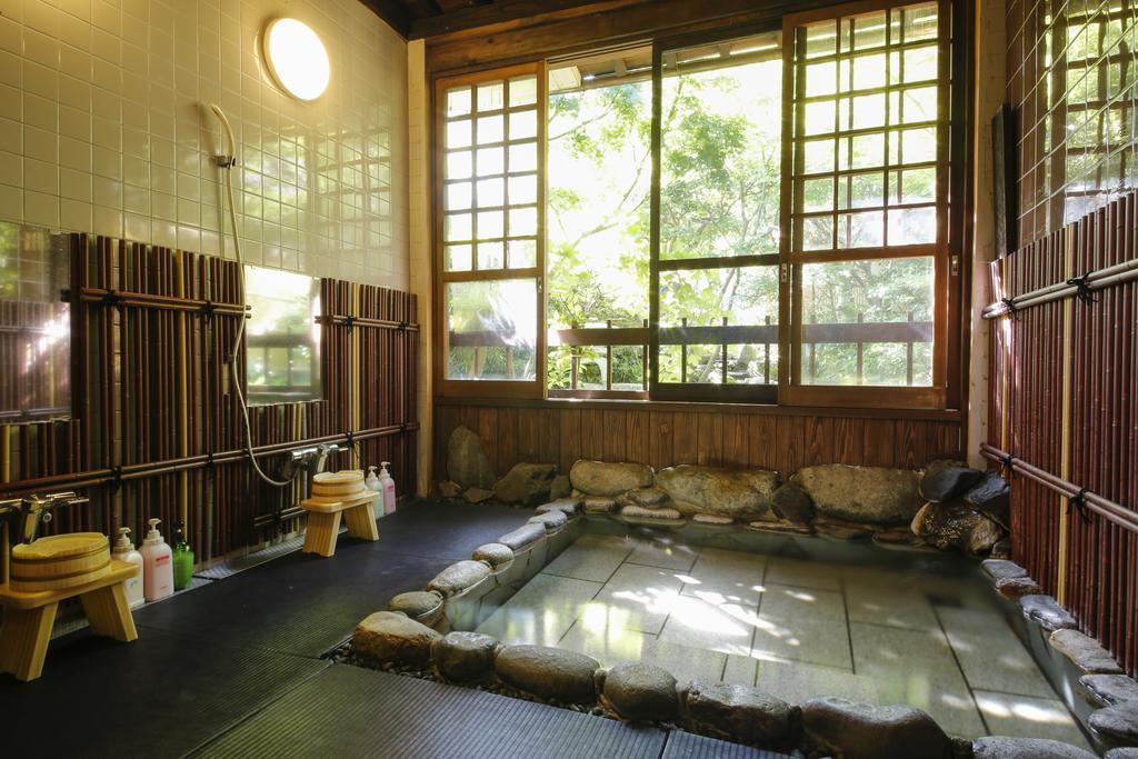 Oyado Hakusan Hotel Hyōgo Buitenkant foto